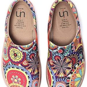 UIN Ladies’s Trend Floral Artwork Sneaker Painted Canvas Slip-On Girls Journey Sneakers